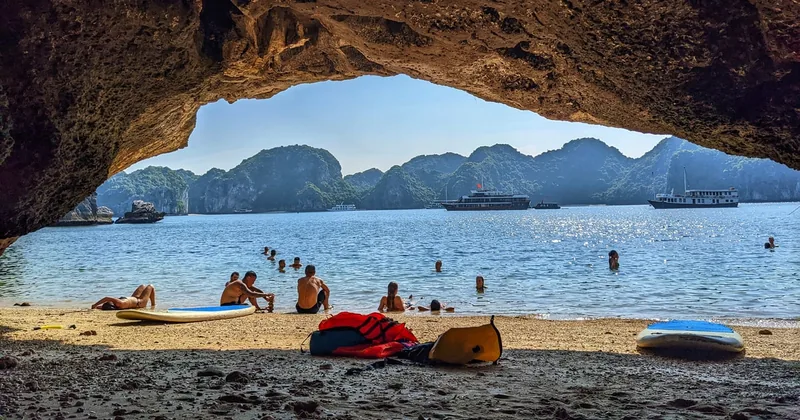 Lan Ha Bay Small-Group Day Cruise & Kayak